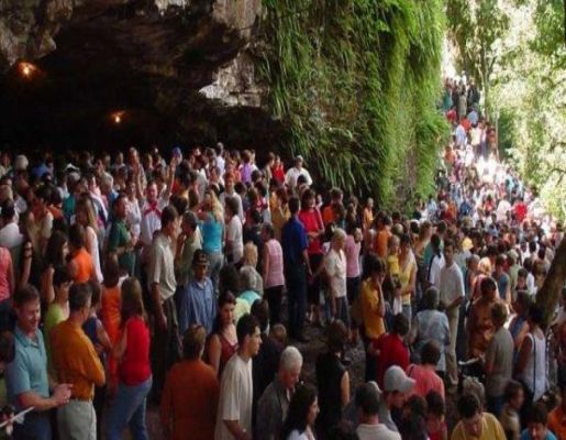 Gruta de Nossa Sra. de Lourdes